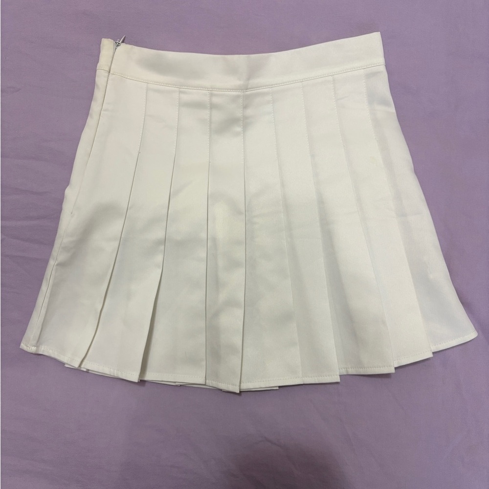 White Pleated Mini Skirt